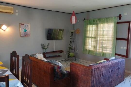 VENDE-SE CASA TIPO 2 – ILHA DE MOÇAMBIQUE