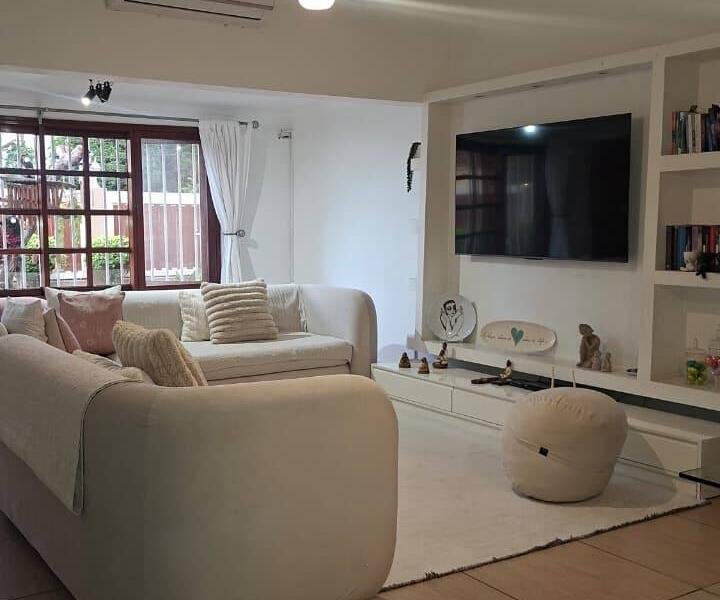 Vende-se Casa Moderna T3