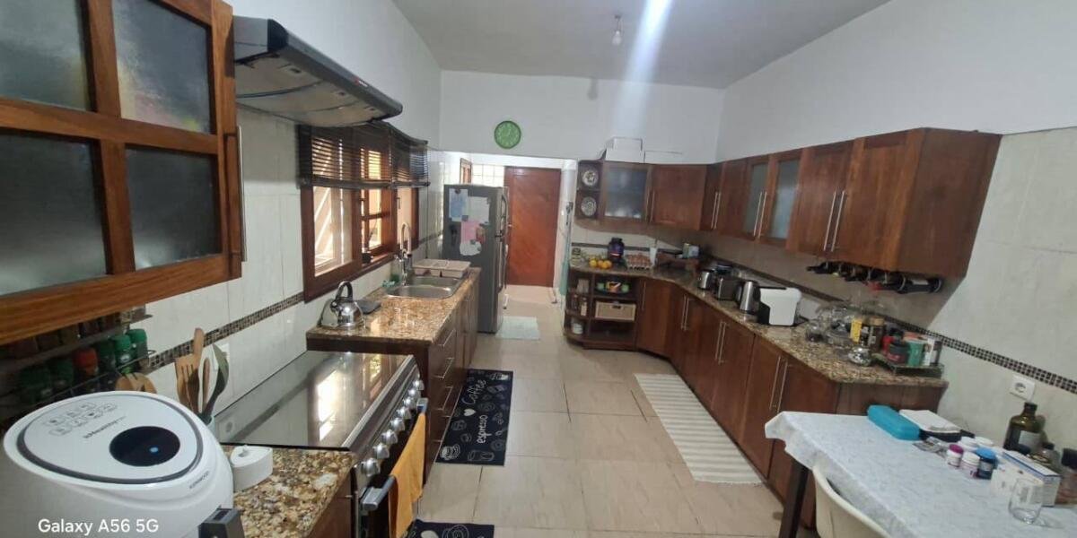 Vende-se Casa Moderna T3